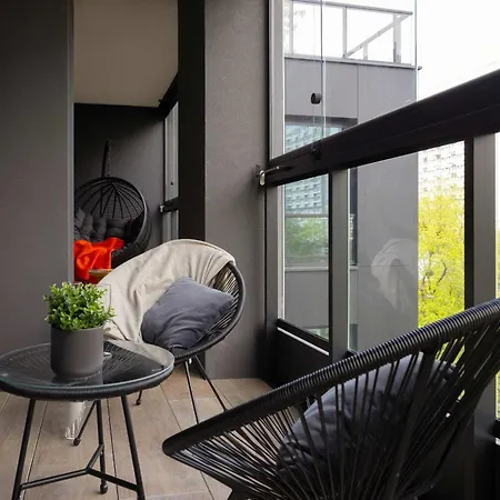 Apartmán Luxury With Balcony & Air Conditioning In The Centre Of By Renters Prestige