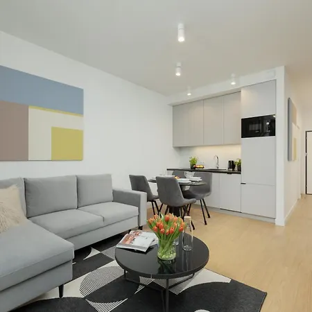 Apartmán Luxury With Balcony & Air Conditioning In The Centre Of By Renters Prestige *