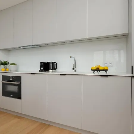 Luxury With Balcony & Air Conditioning In The Centre Of By Renters Prestige Apartman Varsó