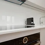 Luxury With Balcony & Air Conditioning In The Centre Of By Renters Prestige Lägenhet *