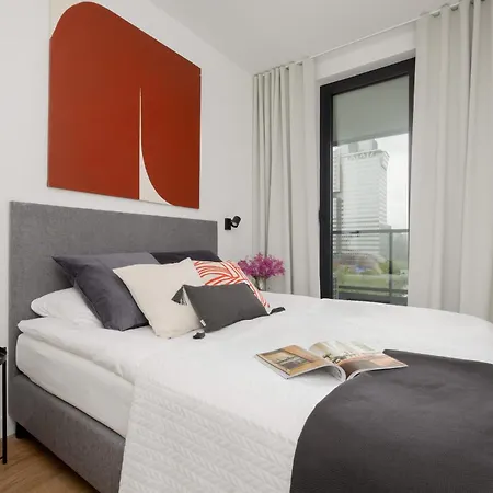 Luxury With Balcony & Air Conditioning In The Centre Of By Renters Prestige Warszawa