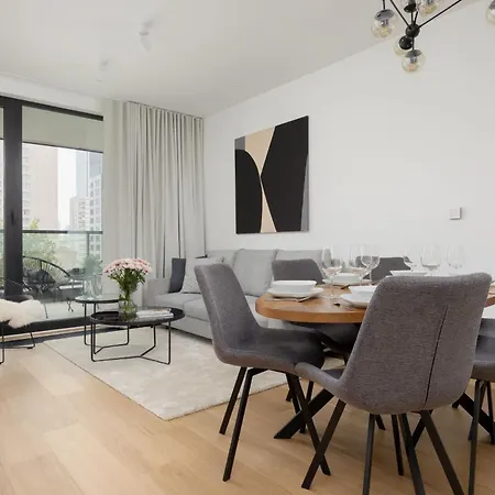 Luxury With Balcony & Air Conditioning In The Centre Of By Renters Prestige Lejlighed *