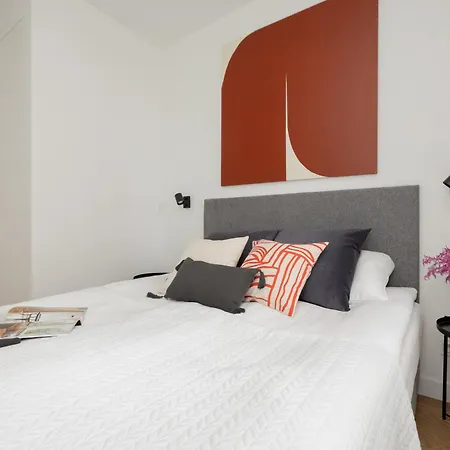 Apartment Luxury With Balcony & Air Conditioning In The Centre Of By Renters Prestige Warsaw