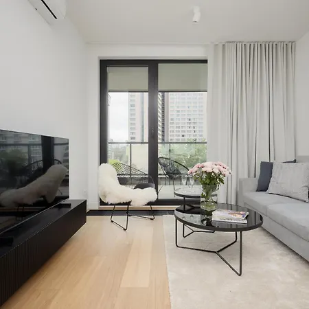 Luxury With Balcony & Air Conditioning In The Centre Of By Renters Prestige Apartment